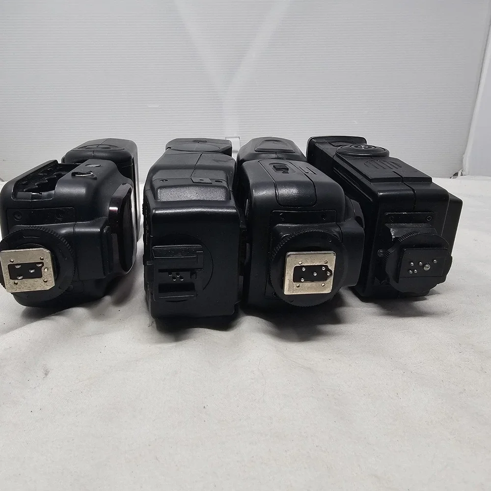 Lot Of‎ 4  Shoe Mount Camera Flash for Parts Or Repair Only